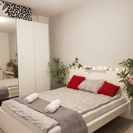 Whitedreams Apartamento Łódź Exterior foto